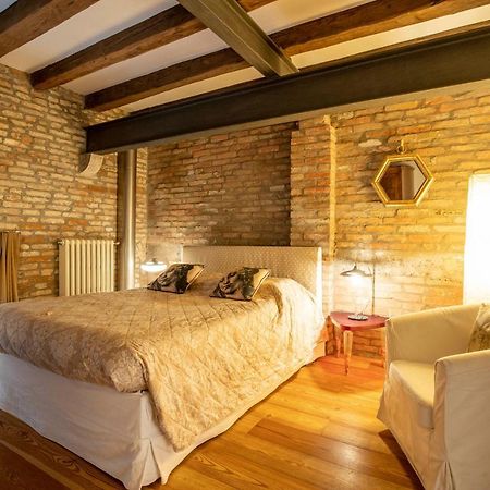 Venetian Loft Διαμέρισμα Εξωτερικό φωτογραφία