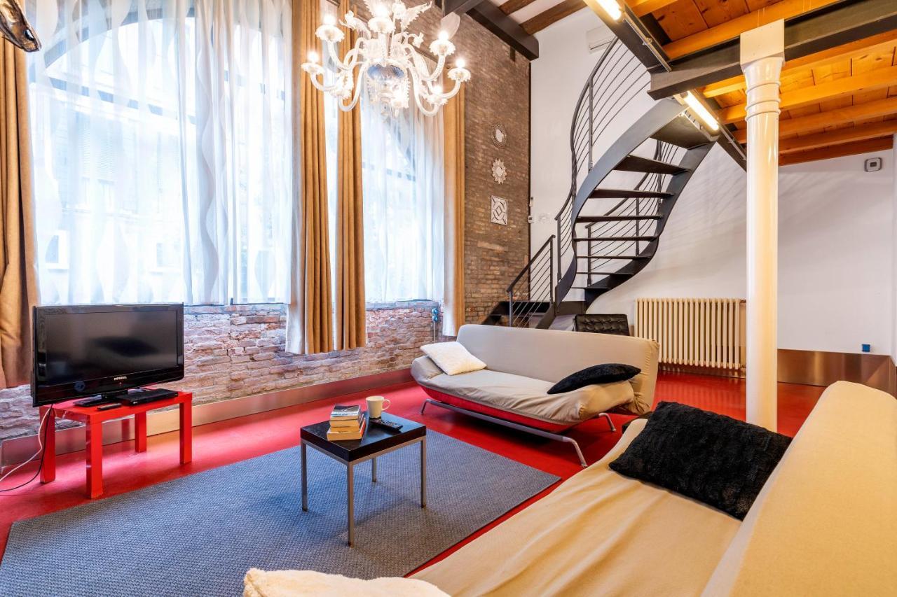 Venetian Loft Διαμέρισμα Εξωτερικό φωτογραφία